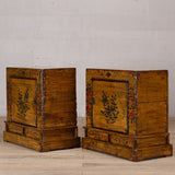 Bedside Cabinet - Gold Lacquer - Black and Red Flowers - 1 Door